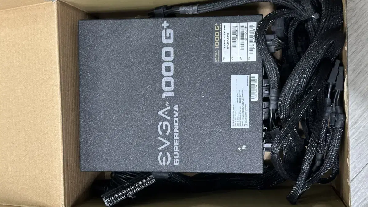 EVGA SUPERNOVA 1000G+ 80PLUS골드 파워